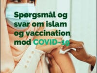 Denne pjece giver svar på nogle af de hyppigste sundhedsfaglige spørgsmål om vacciner mod COVID-19 samtidig med, at den giver svar på nogle af de specifikke spørgsmål, som danske muslimer kan have i forhold til vaccination mod COVID-19. PR-Foto
