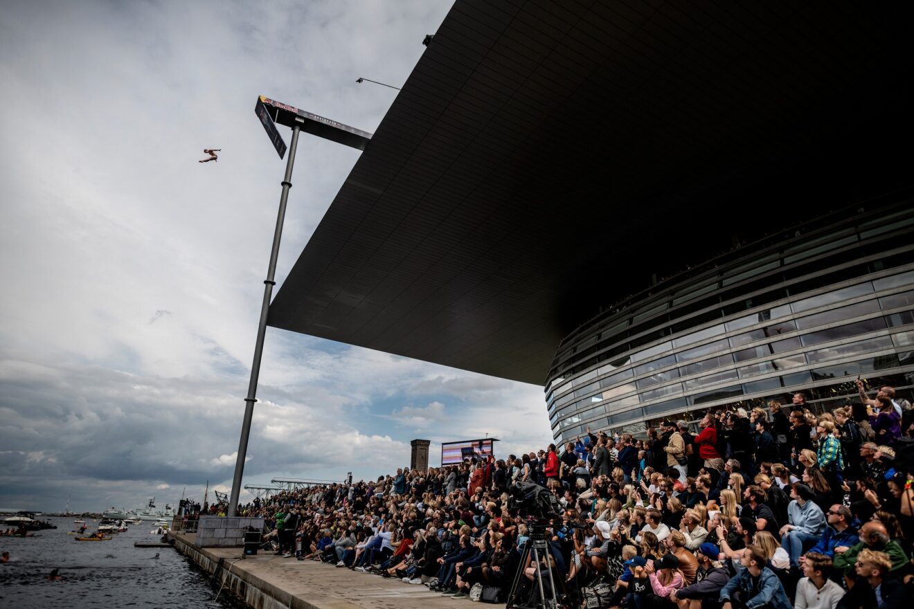 Red Bull Cliff Diving vender tilbage til Operaen i København